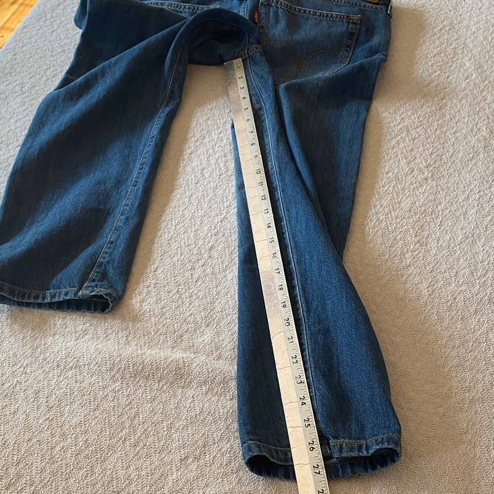 Levi's Women’s Denim Overalls straight leg blue pockets distressed boho hippie - Picture 12 of 13